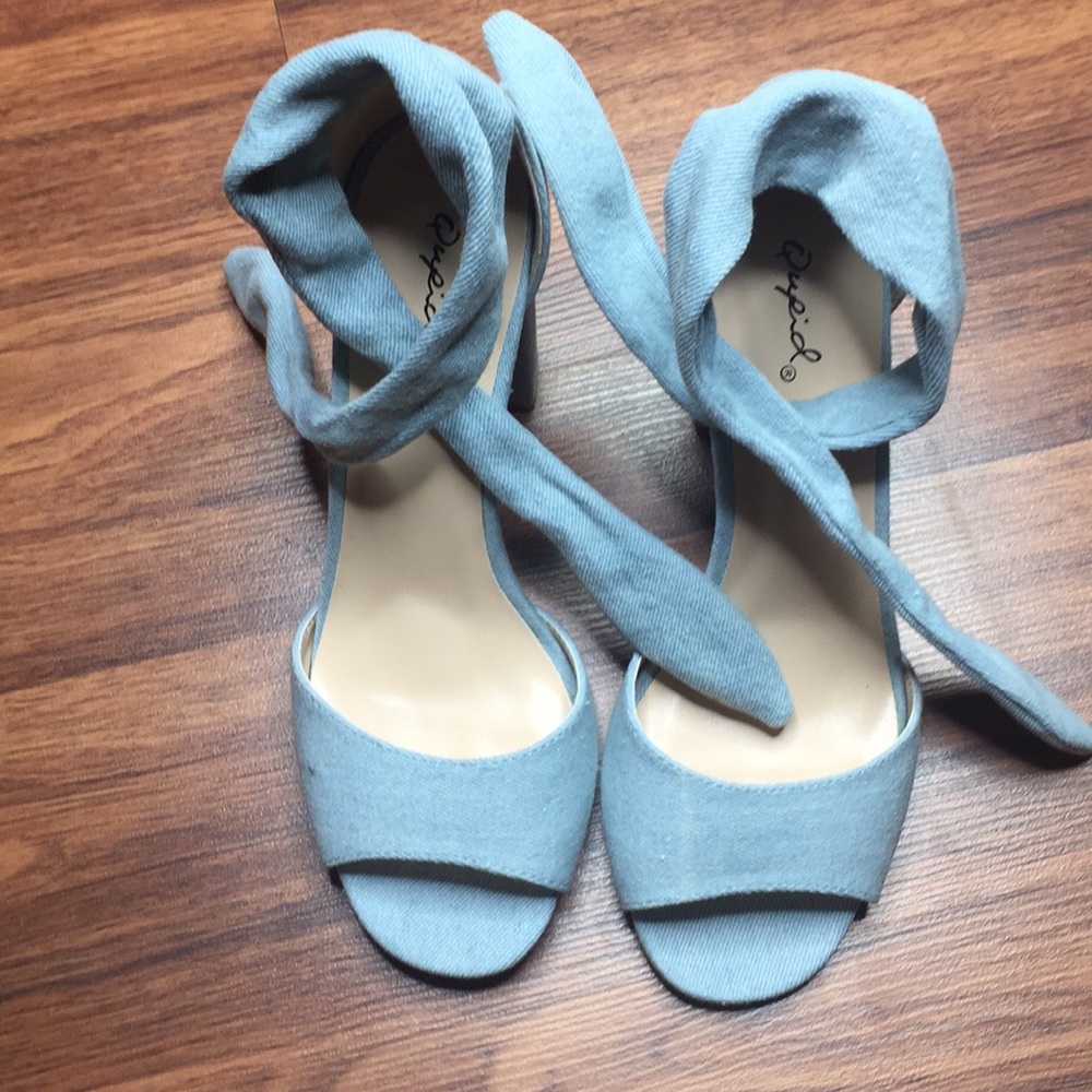 Denim Block Heels - Picture 4 of 5